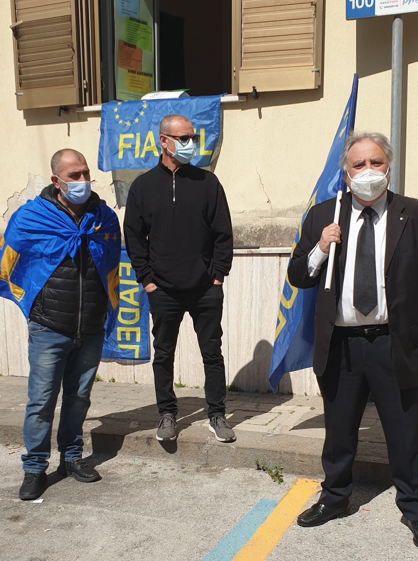 Vertenze Salerno Pulita, Comune di Salerno e lavoratori in mobilità del Consorzio di Bacino: la denuncia di Angelo Rispoli