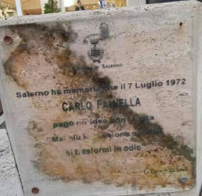 Il degrado del monumento a Carlo Falvella, Marenghi: “Patologica incuria da parte dell’amministrazione comunale”