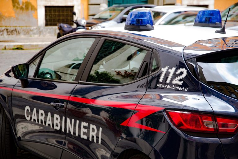 Pellezzano, rissa in piazza: indagano i carabinieri