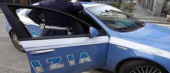 Cava de’ Tirreni, sorpreso a danneggiare distributore automatico: arrestato 38enne