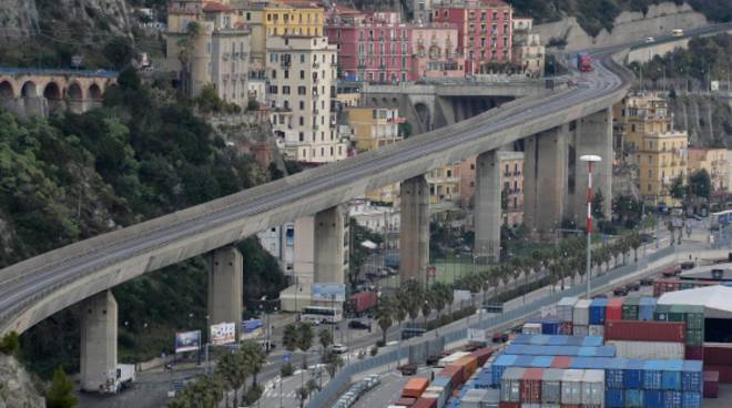 Tragedia sul viadotto Gatto: ritrovati un morto ed un ferito grave