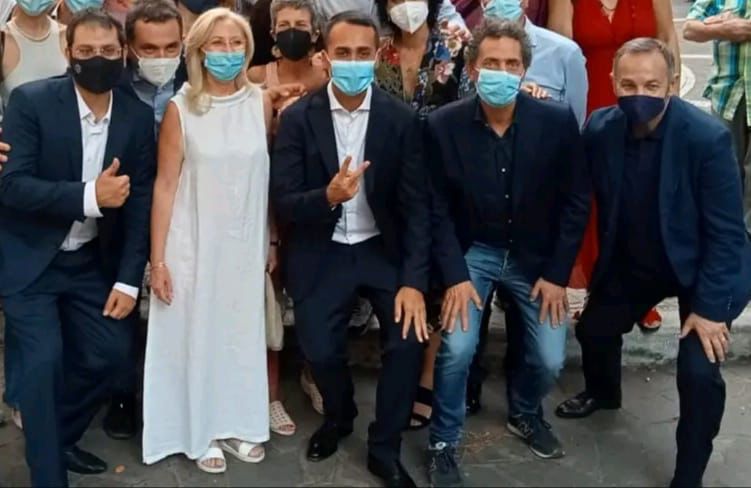 Meetup Salerno:” Si scelgano i candidati M5S sulla rete, noi ai diktat dei capetti locali”