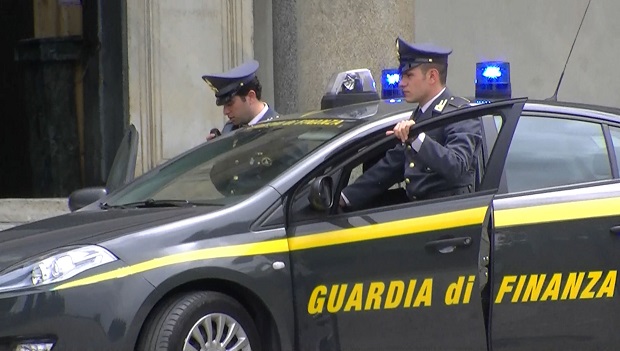 Salerno, maxi sequestro della guardia di finanza e misure cautelari per l’imprenditore Galderisi