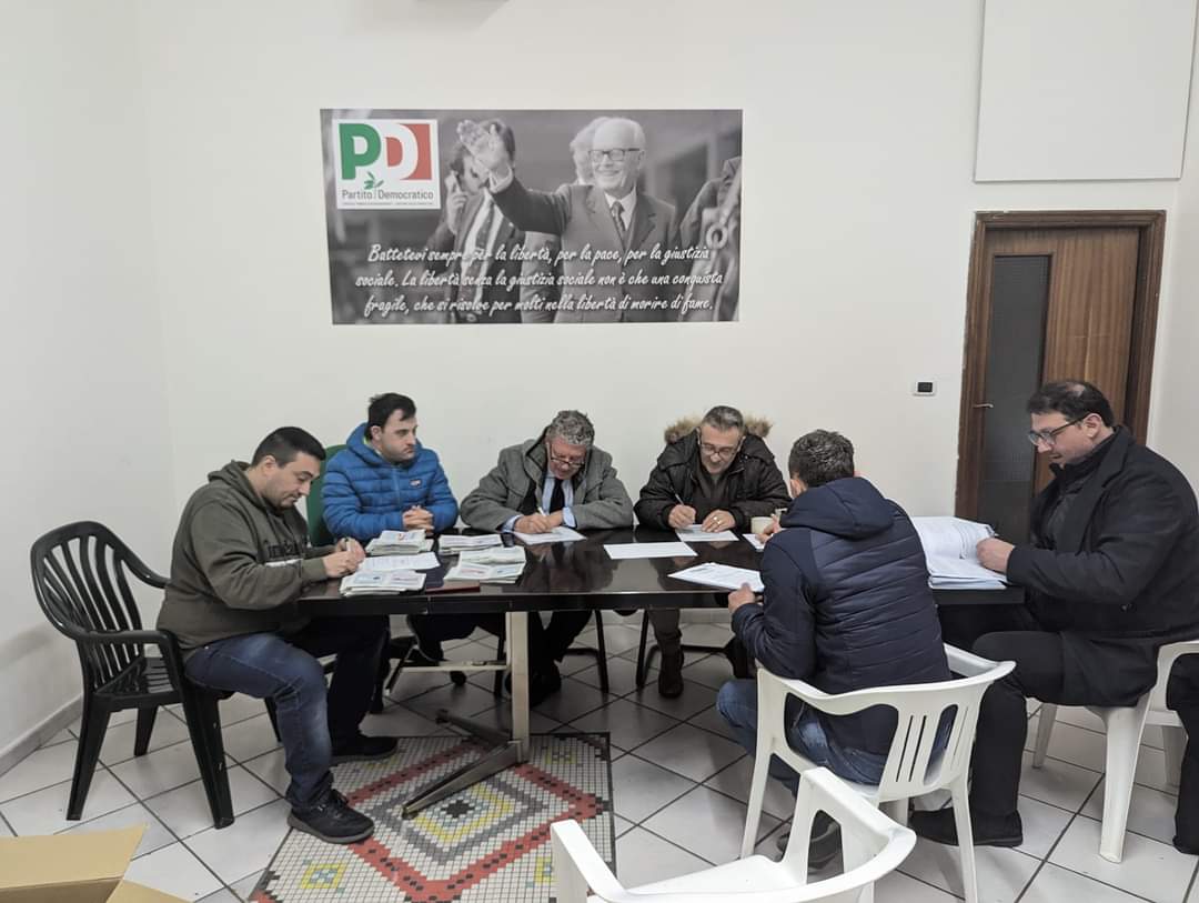 Primarie Pd: a Giffoni Valle Piana Bonaccini al 76%