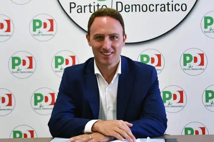 Crescent, Piero De Luca (Pd): “Bicchielli si informi bene. Attendiamo con ansia risposta Ministro”