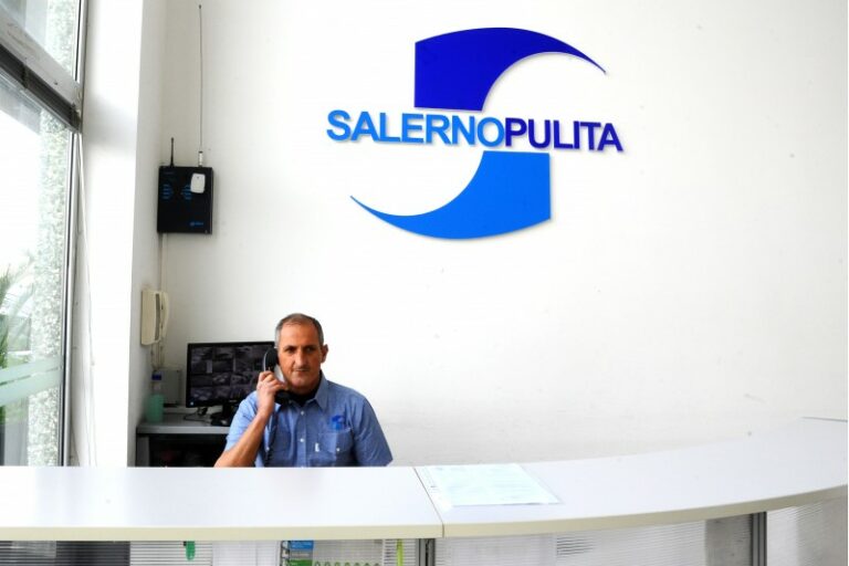Salerno Pulita, dal 1° aprile servizi aggiuntivi per le utenze commerciali della movida